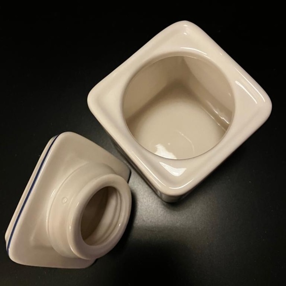 Villeroy & Boch 1748 Small Canister - Picture 5 of 7